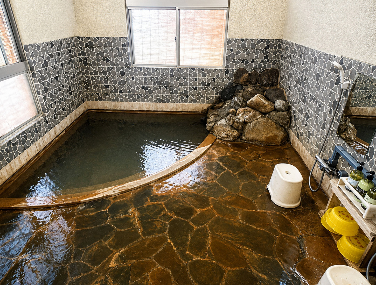 義経の湯01
